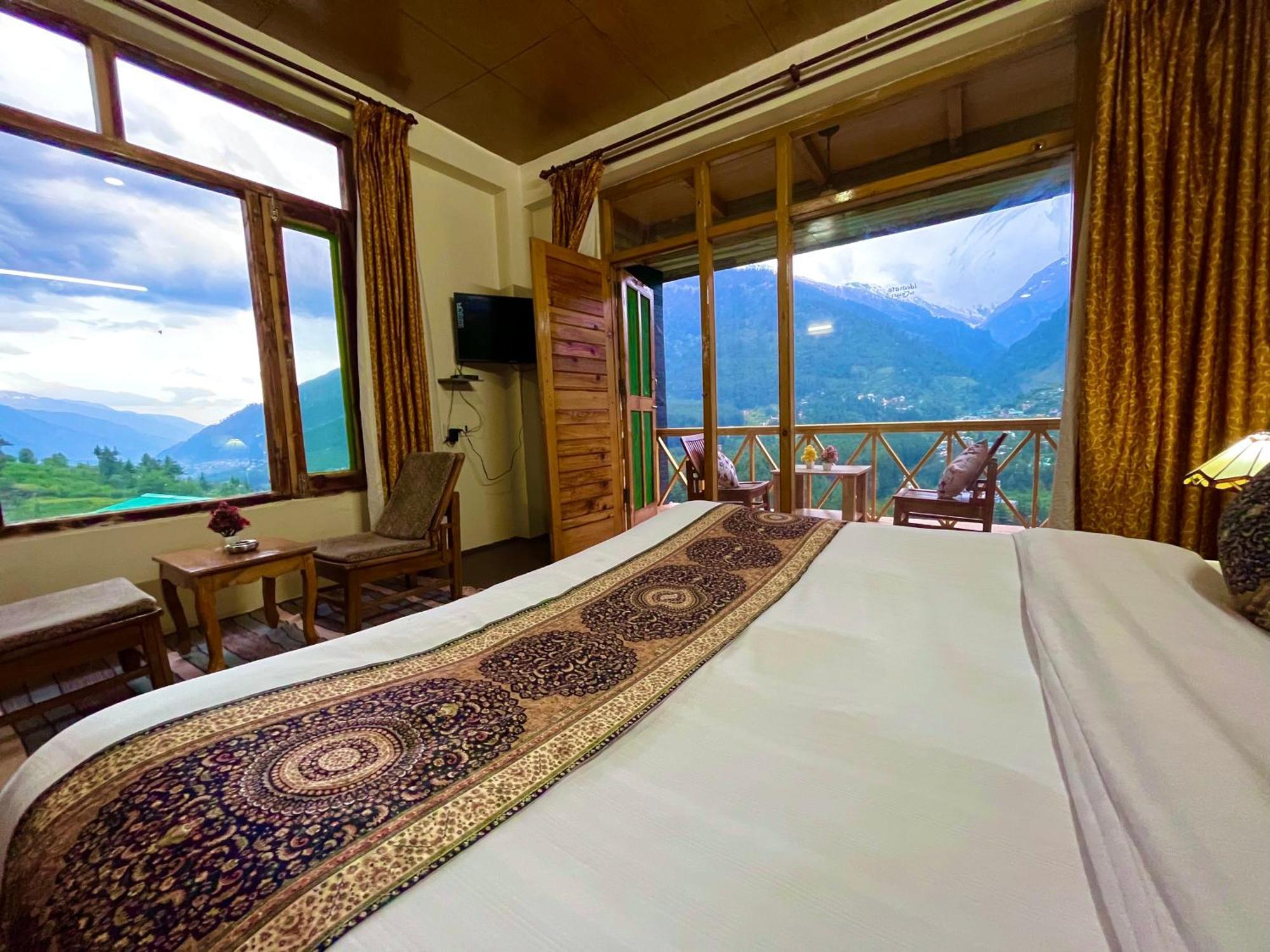 Naina Spring Resort, Manali - Away From City Hustle Manāli Exterior foto